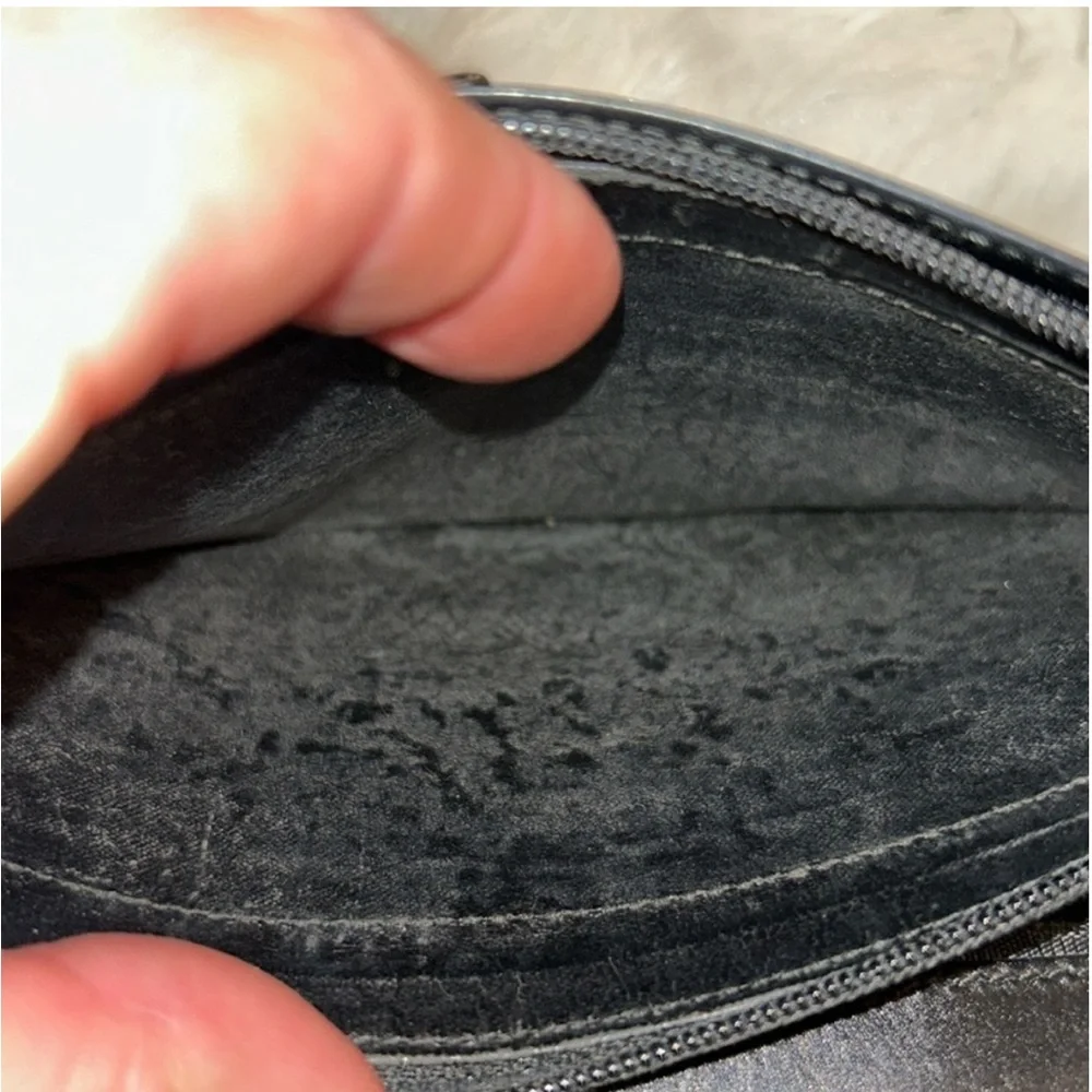 Salvatore Ferragamo Black Leather Bi-Fold Long wallet